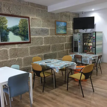 Habitacion H-2 2º Dcha Vistas 3*